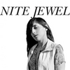 NITE JEWEL "IT GOES THROUGH YOUR HEAD" text by 関山雄太